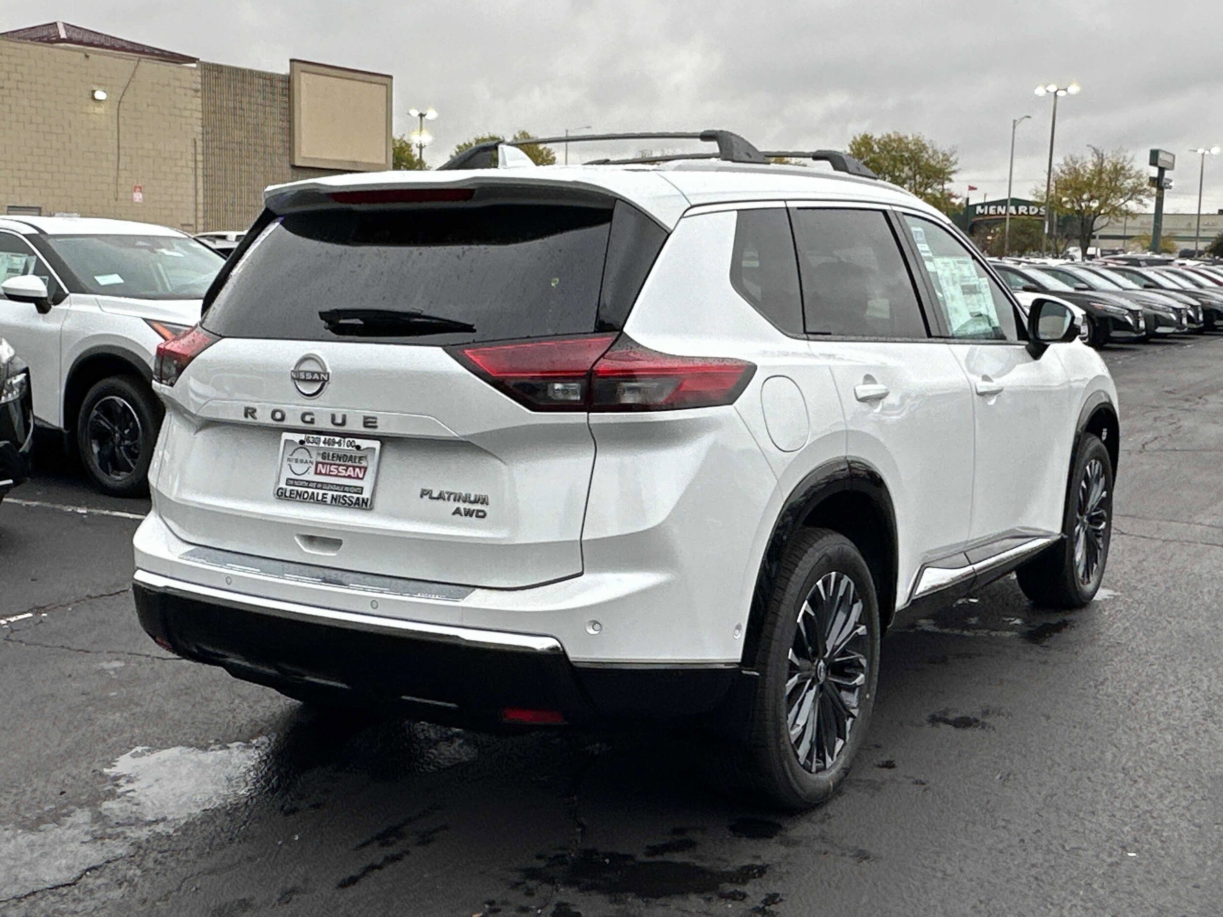 2026 Nissan Rogue Platinum photo 2