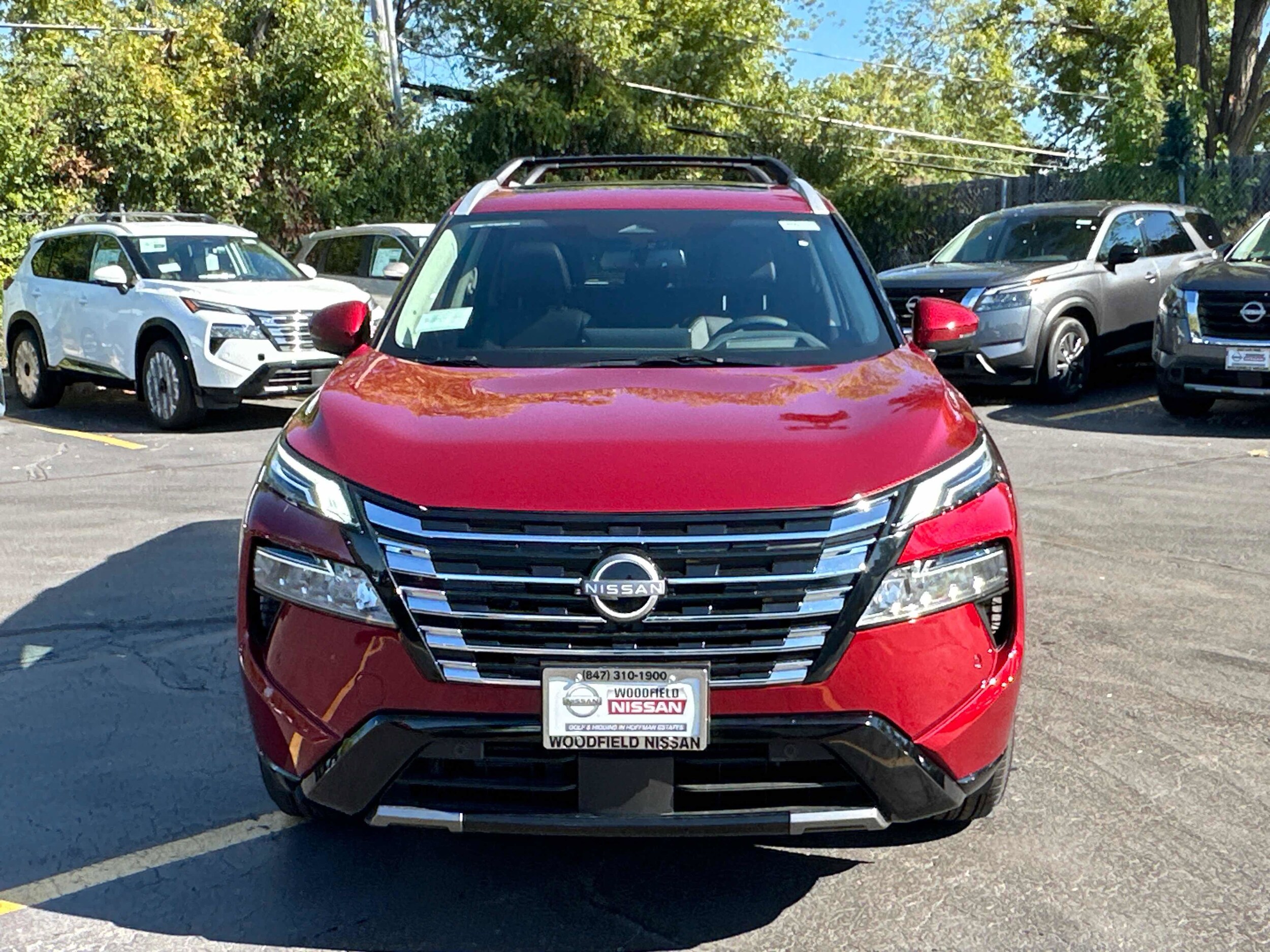 2026 Nissan Rogue Platinum photo 2