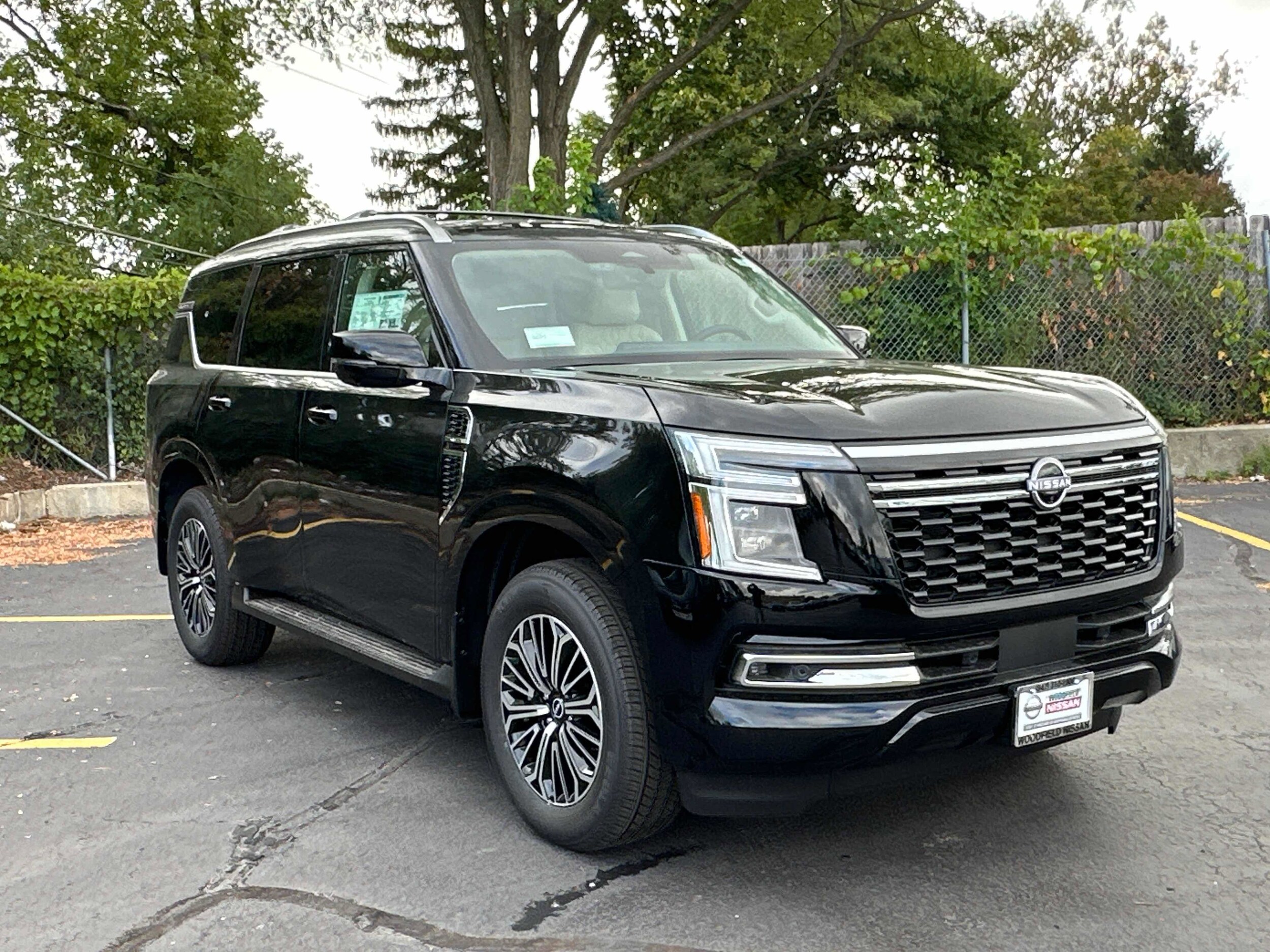 2026 Nissan Armada Platinum photo 3