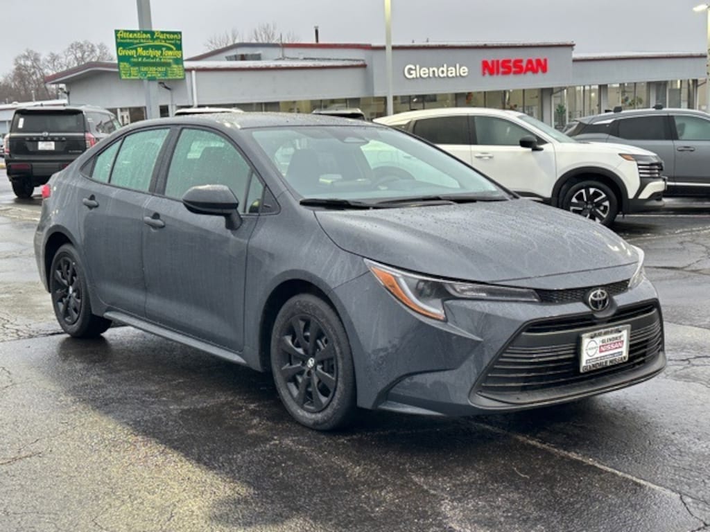 Used 2025 Toyota Corolla LE Sedan
