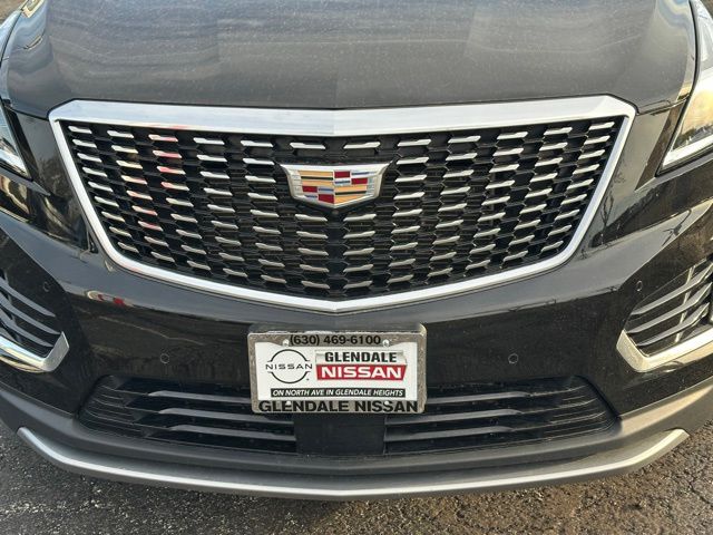 2022 Cadillac XT5 Premium Luxury photo 3