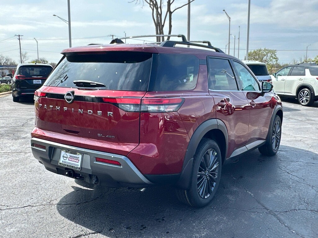 New 2026 Nissan Pathfinder SL SL 4WD