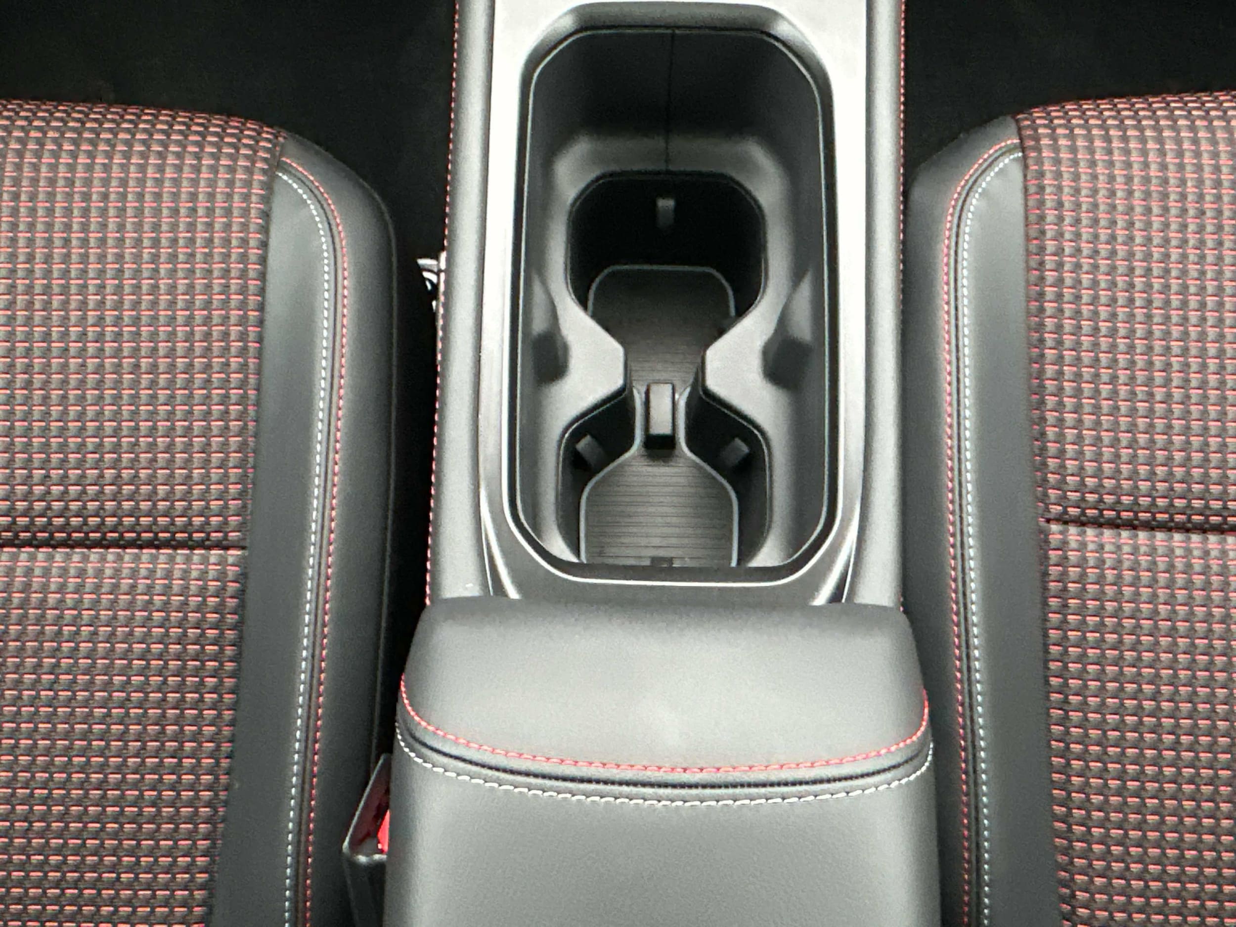 2026 Nissan KICKS SR AWD - Photo 34