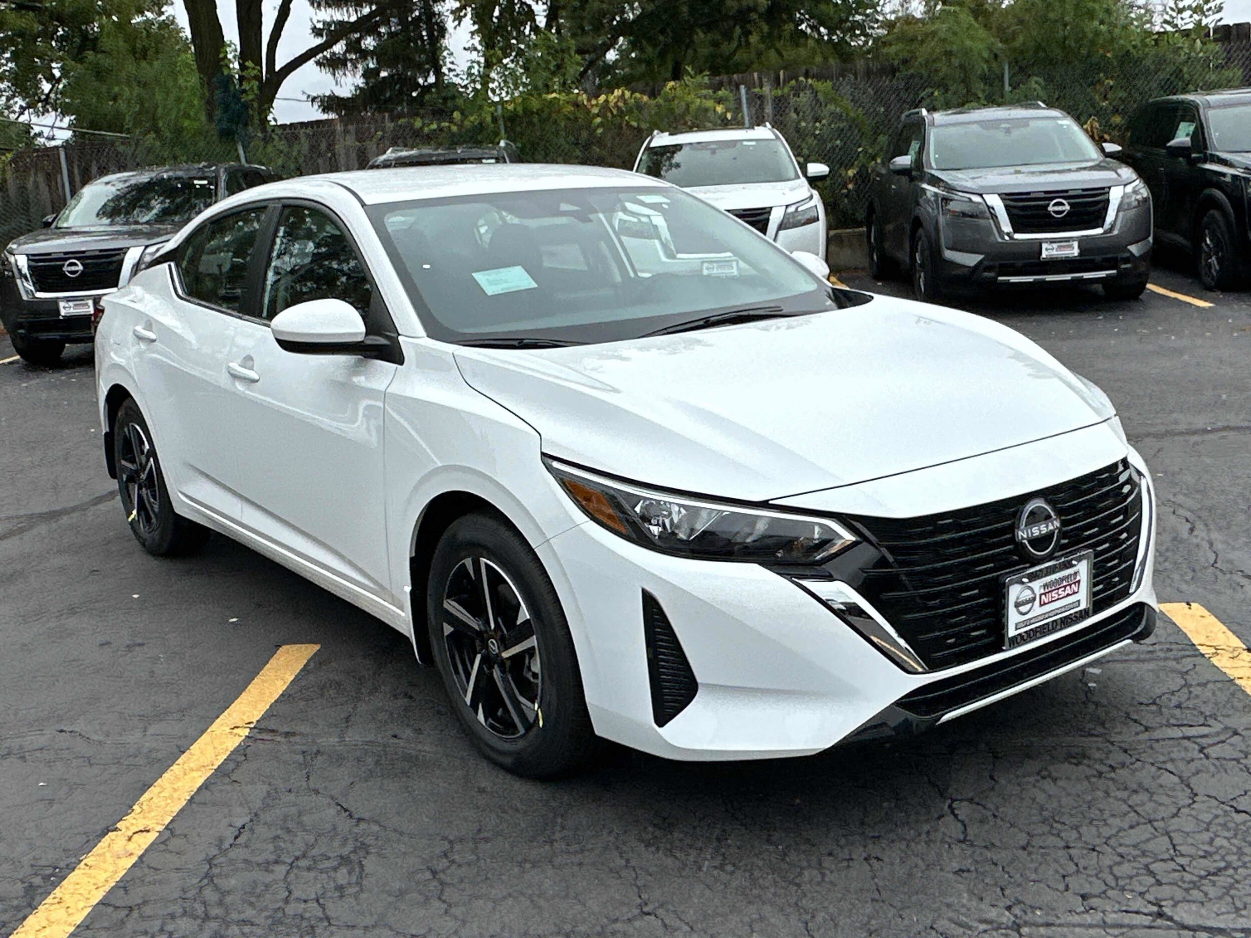 2025 Nissan Sentra SV photo 3