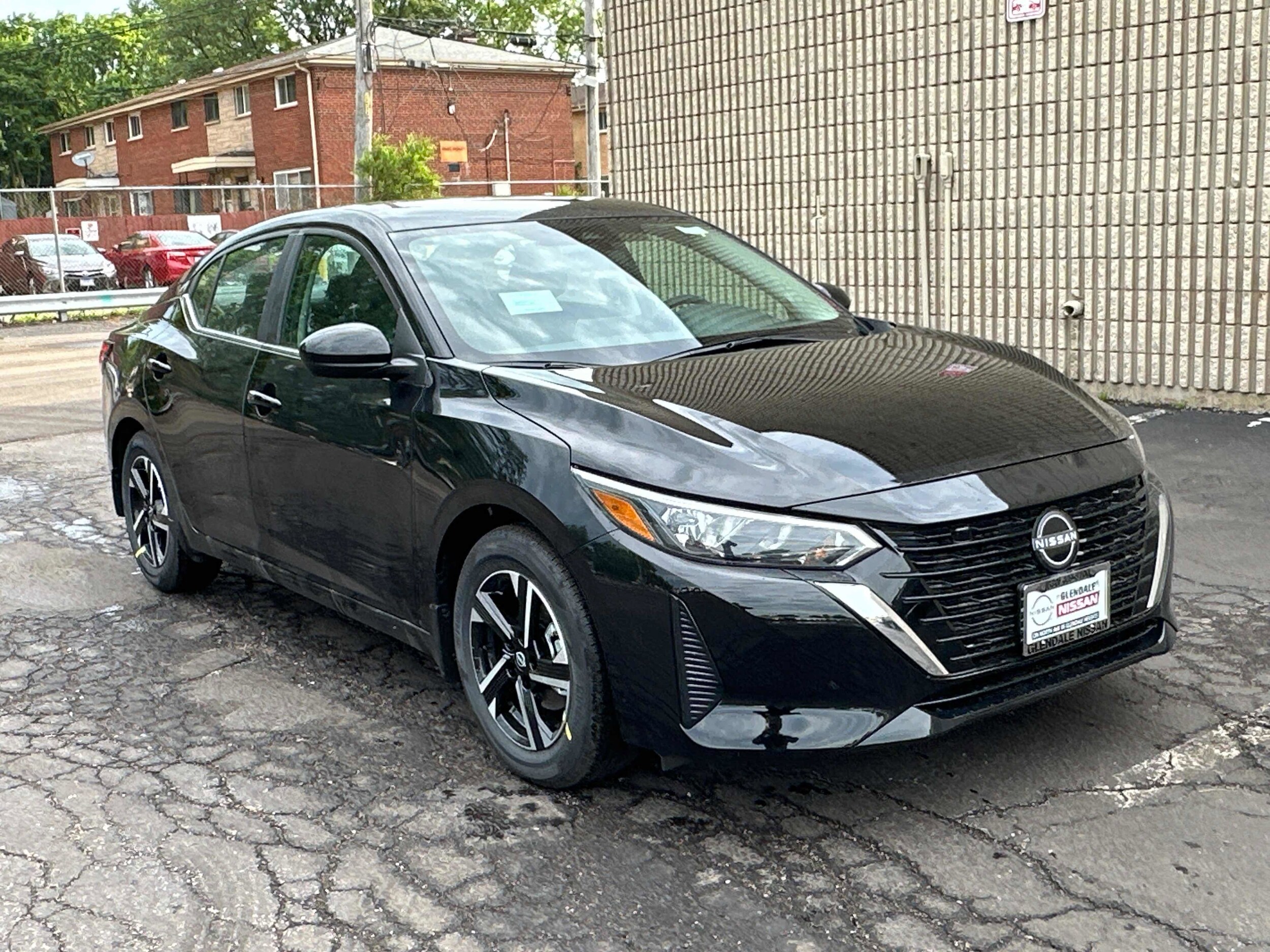 2025 Nissan Sentra SV photo 3