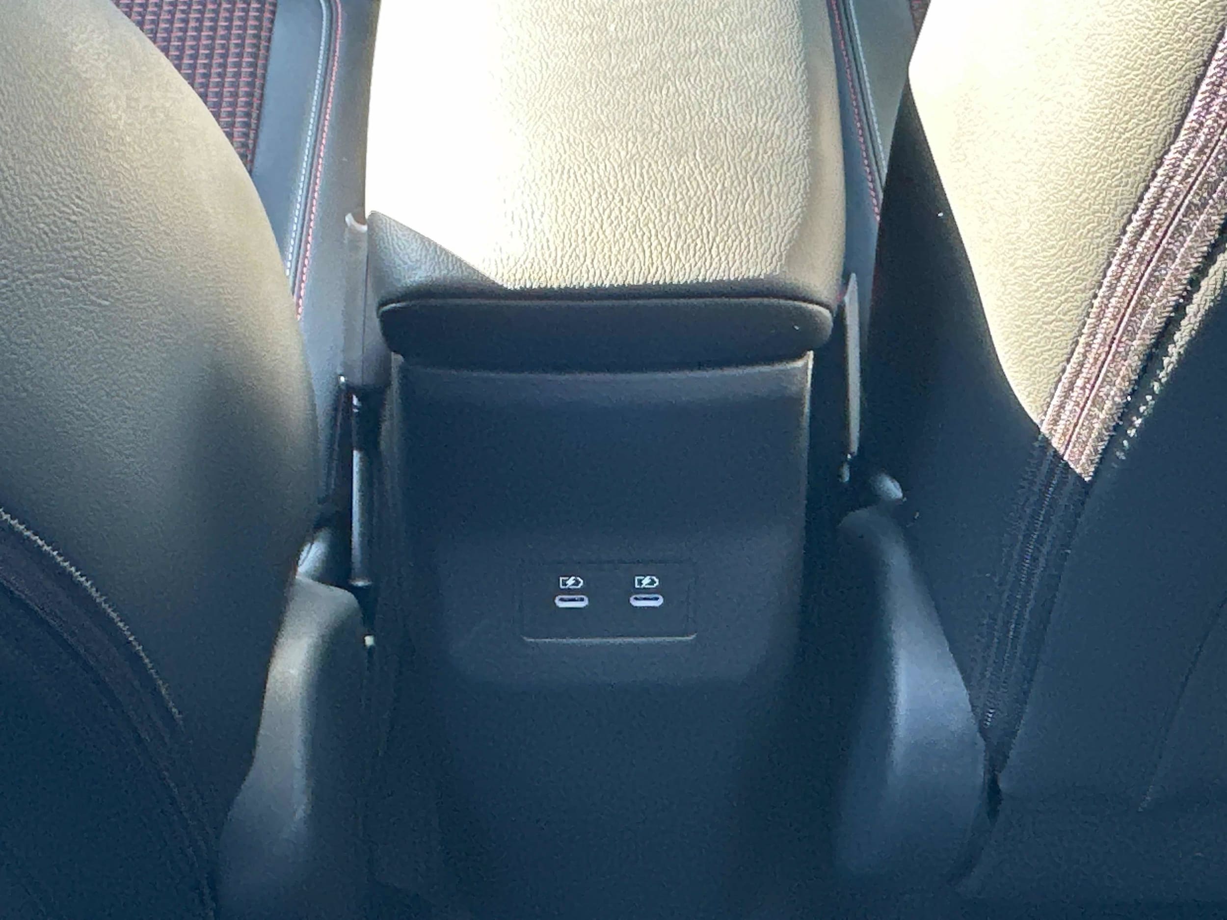2026 Nissan KICKS SR - Photo 29