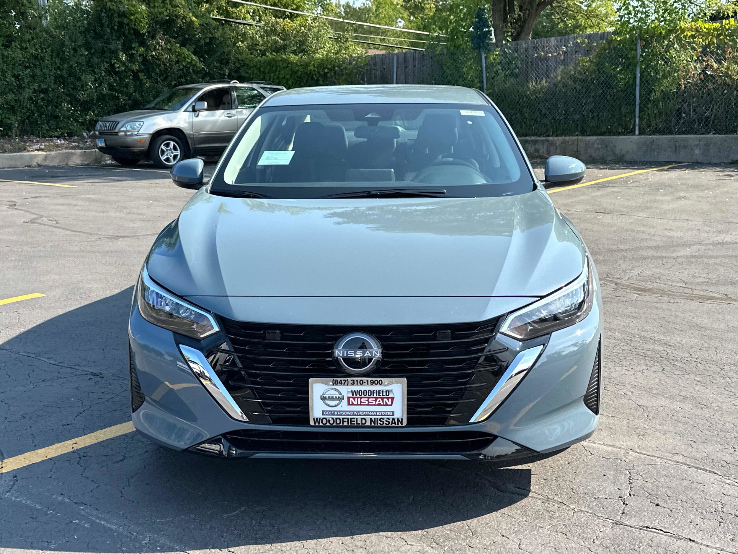 2025 Nissan Sentra SV photo 2