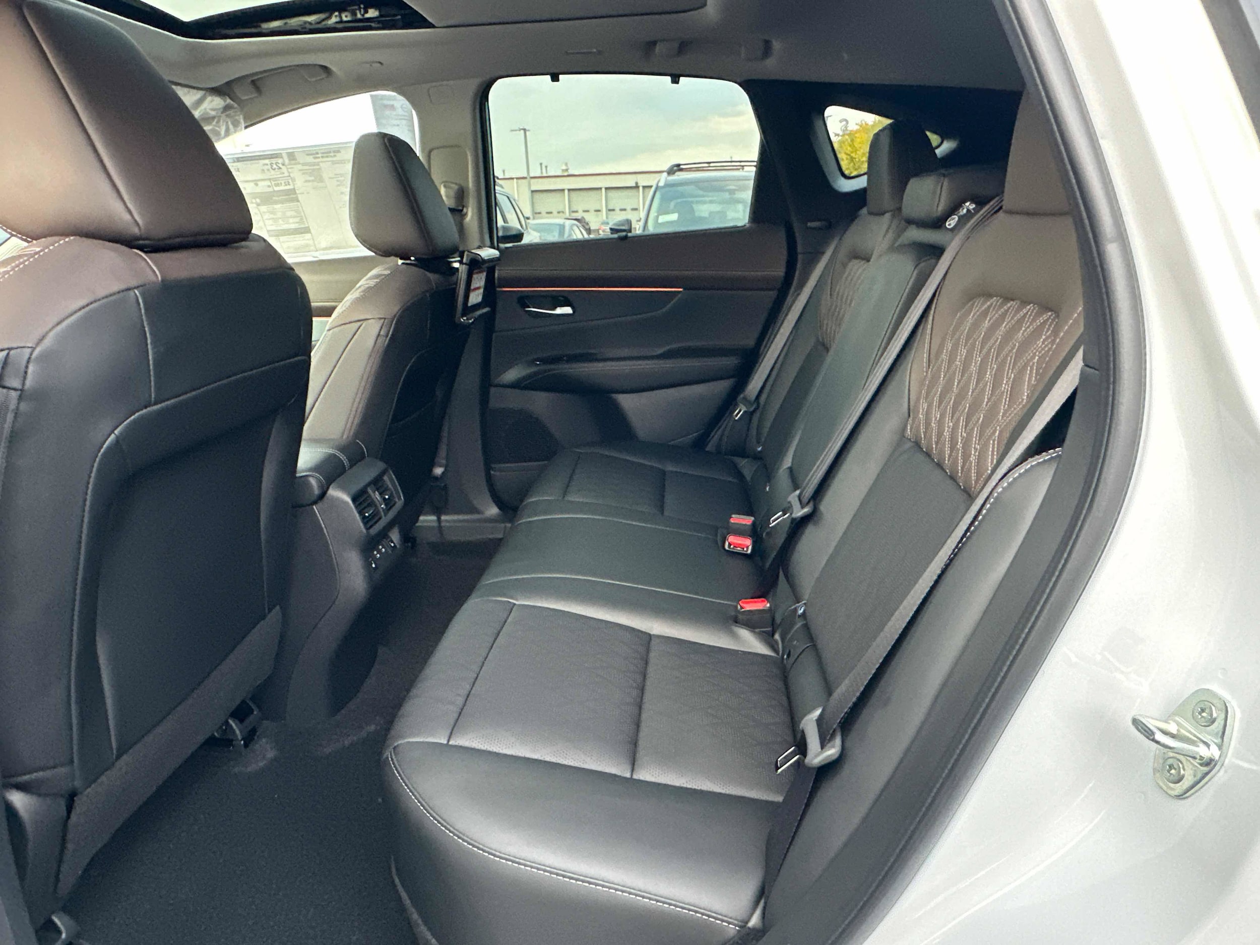2026 Nissan Murano Platinum - Photo 29