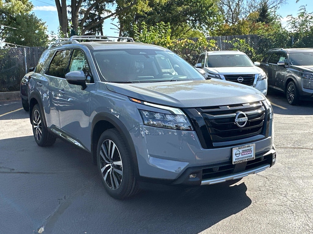 New 2025 Nissan Pathfinder Platinum Platinum 4WD