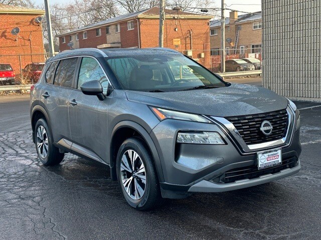 2023 Nissan Rogue SV photo 2