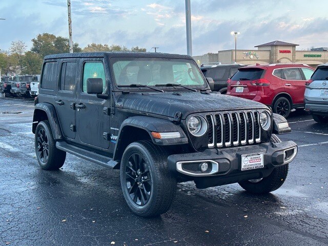 2021 Jeep Wrangler Unlimited Sahara 4xe photo 3