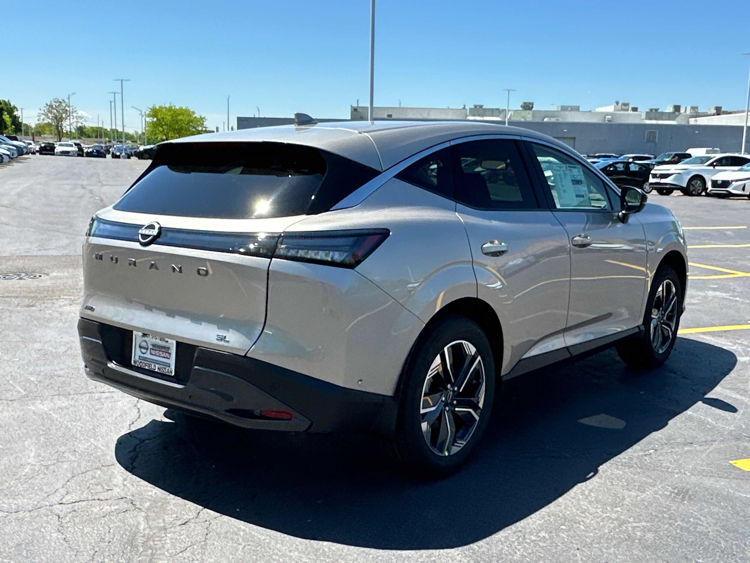 2025 Nissan Murano SL photo 2