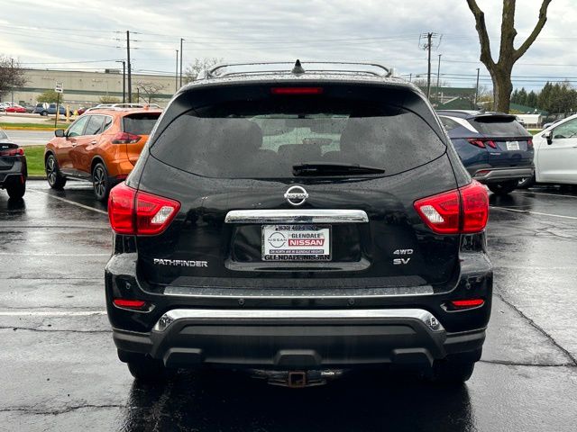 2020 Nissan Pathfinder SV photo 4