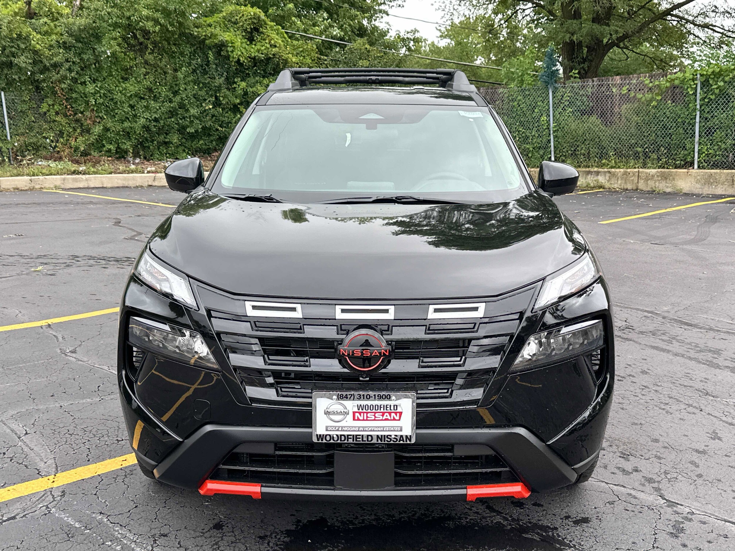 2026 Nissan Rogue SV photo 2