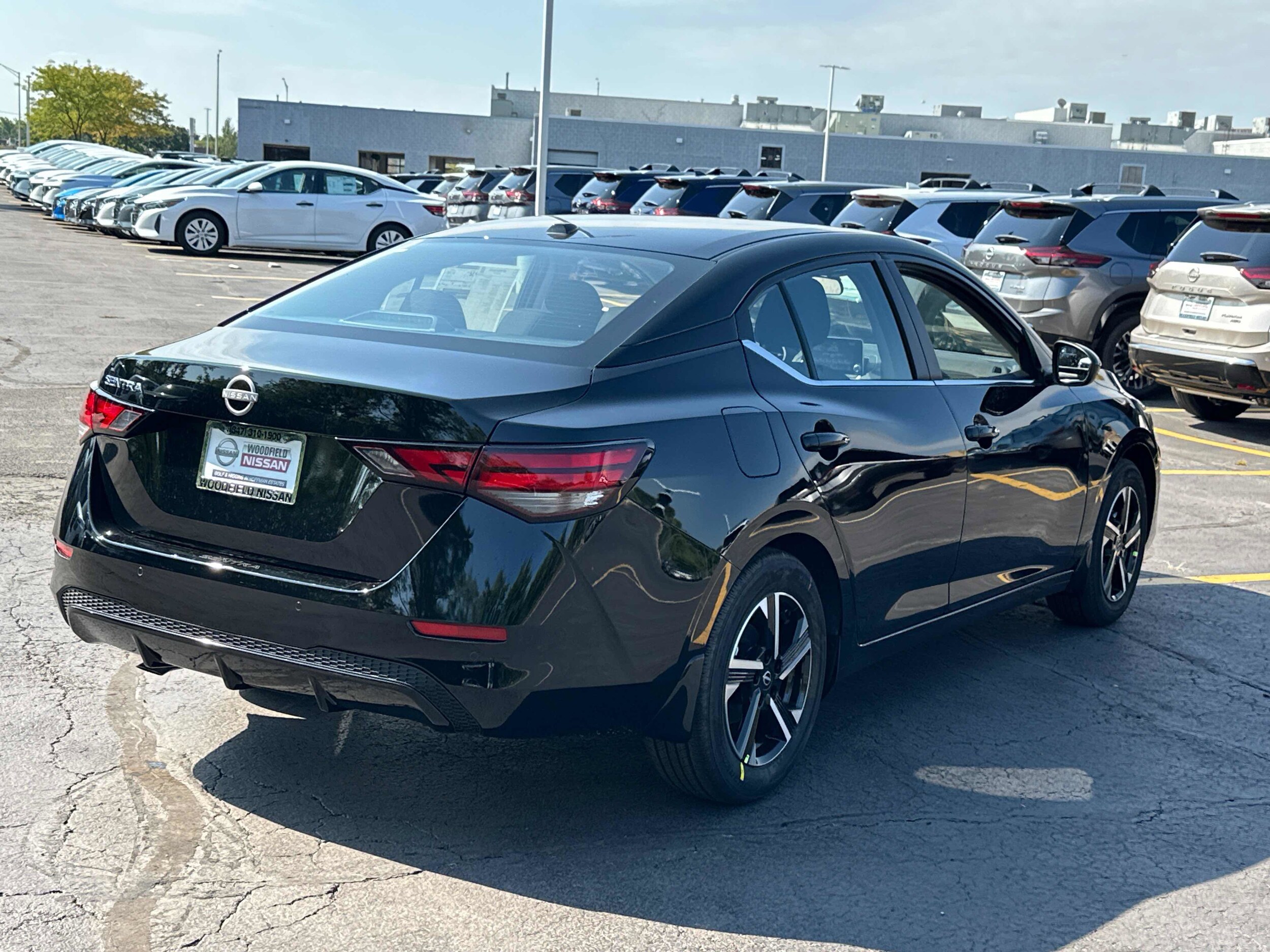 2025 Nissan Sentra SV photo 3