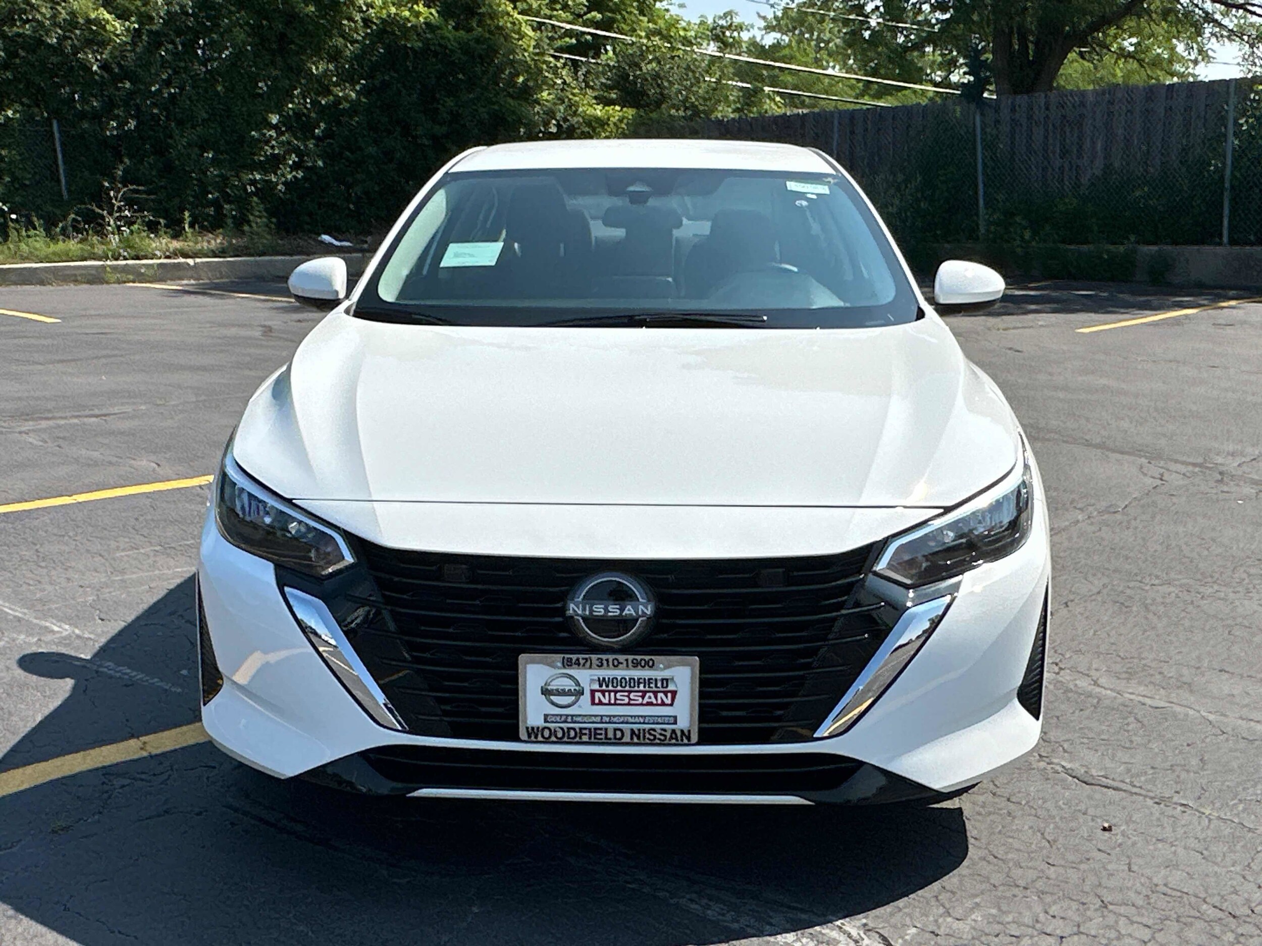 2025 Nissan Sentra SV photo 2