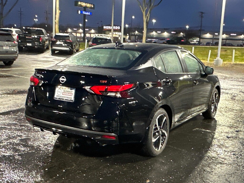 New 2025 Nissan Versa SR SR CVT