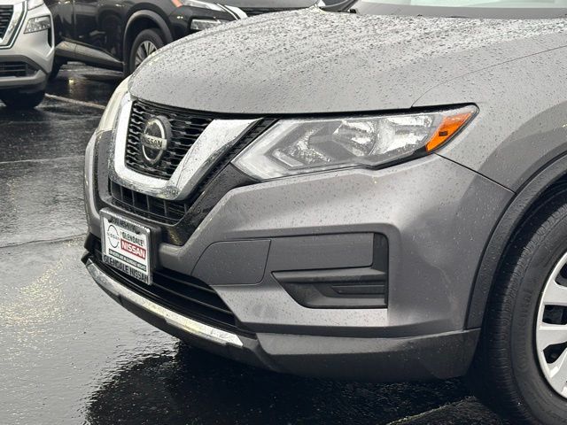 2018 Nissan Rogue S photo 3