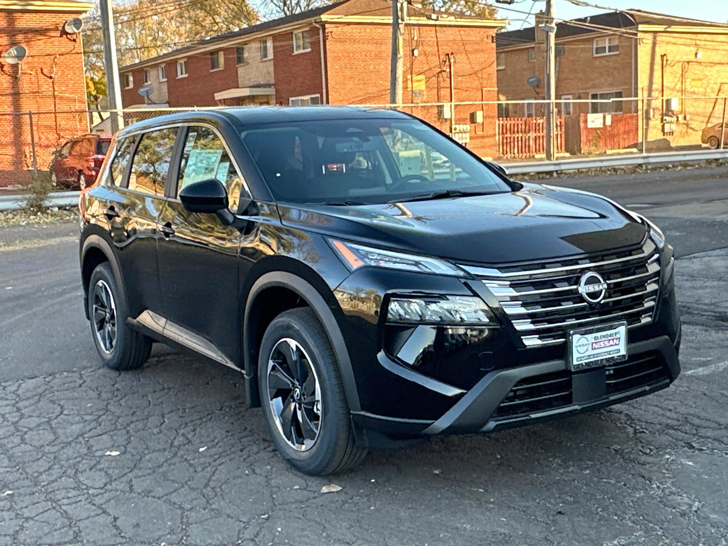 2026 Nissan Rogue AWD SV photo 3