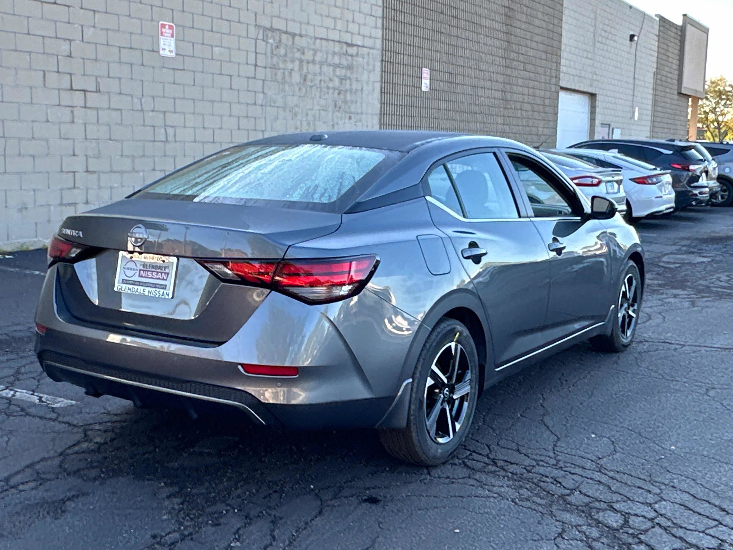 2025 Nissan Sentra SV photo 4