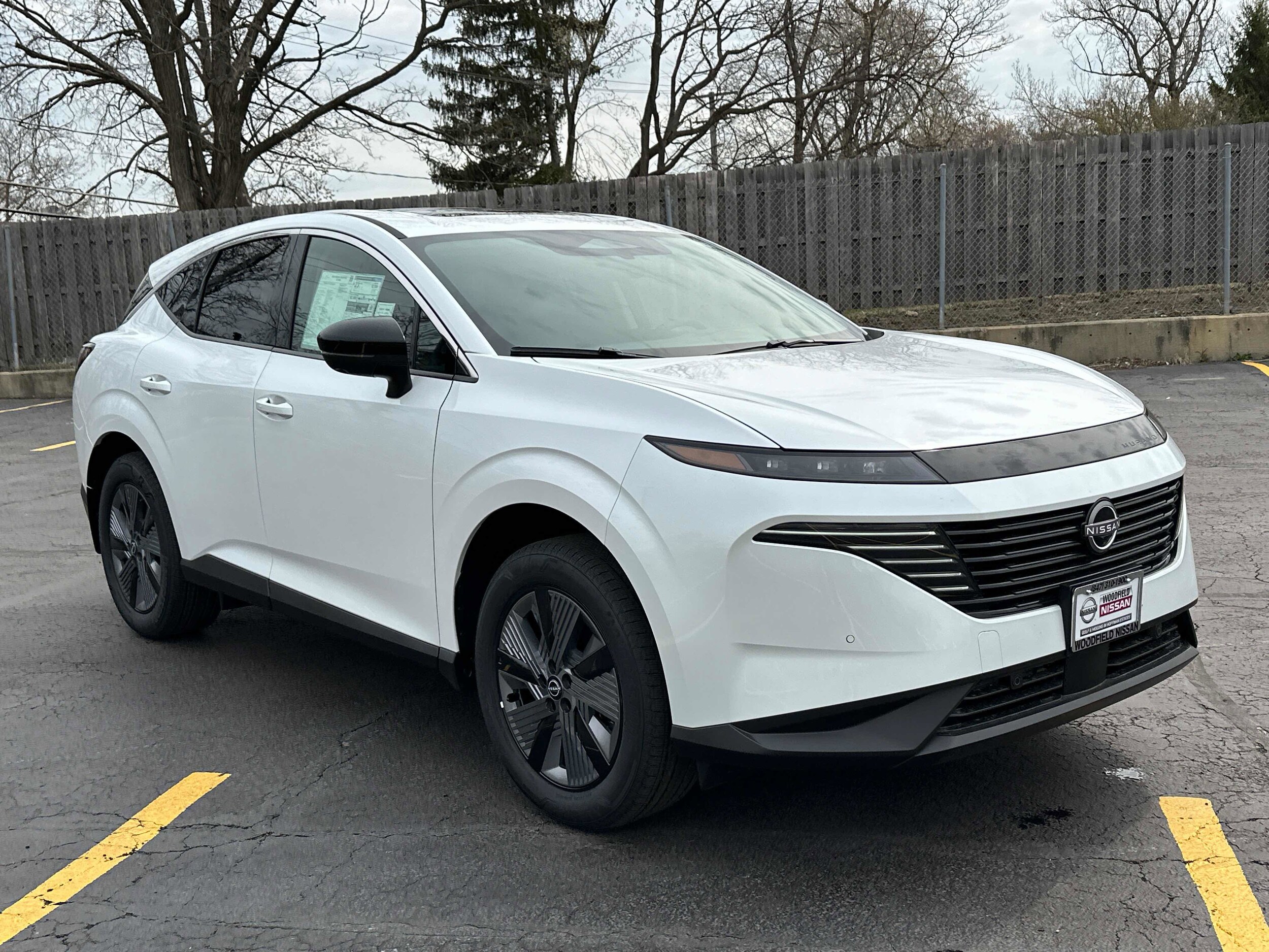 2025 Nissan Murano SL photo 2