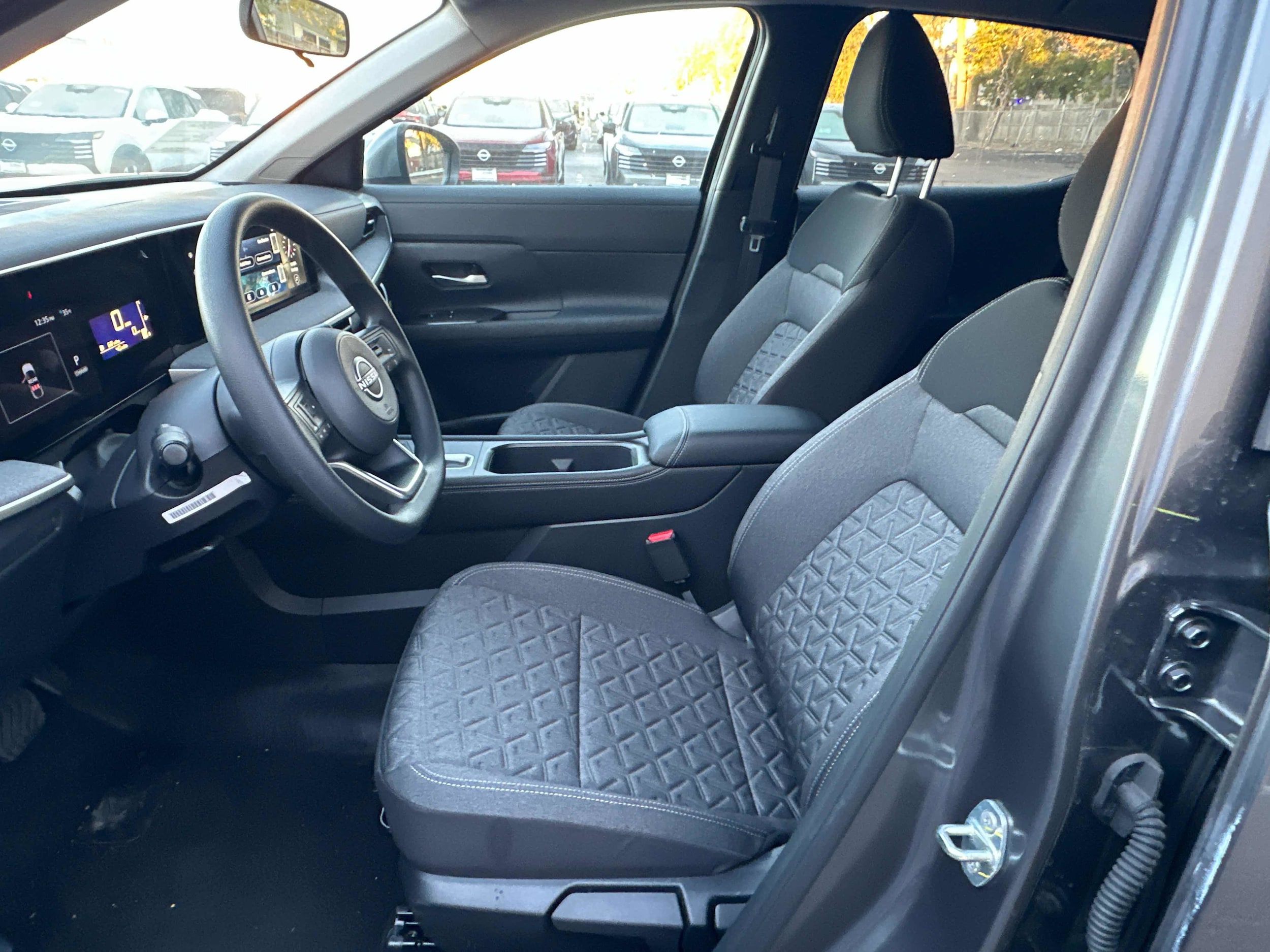 2025 Nissan Kicks SV AWD - Photo 23