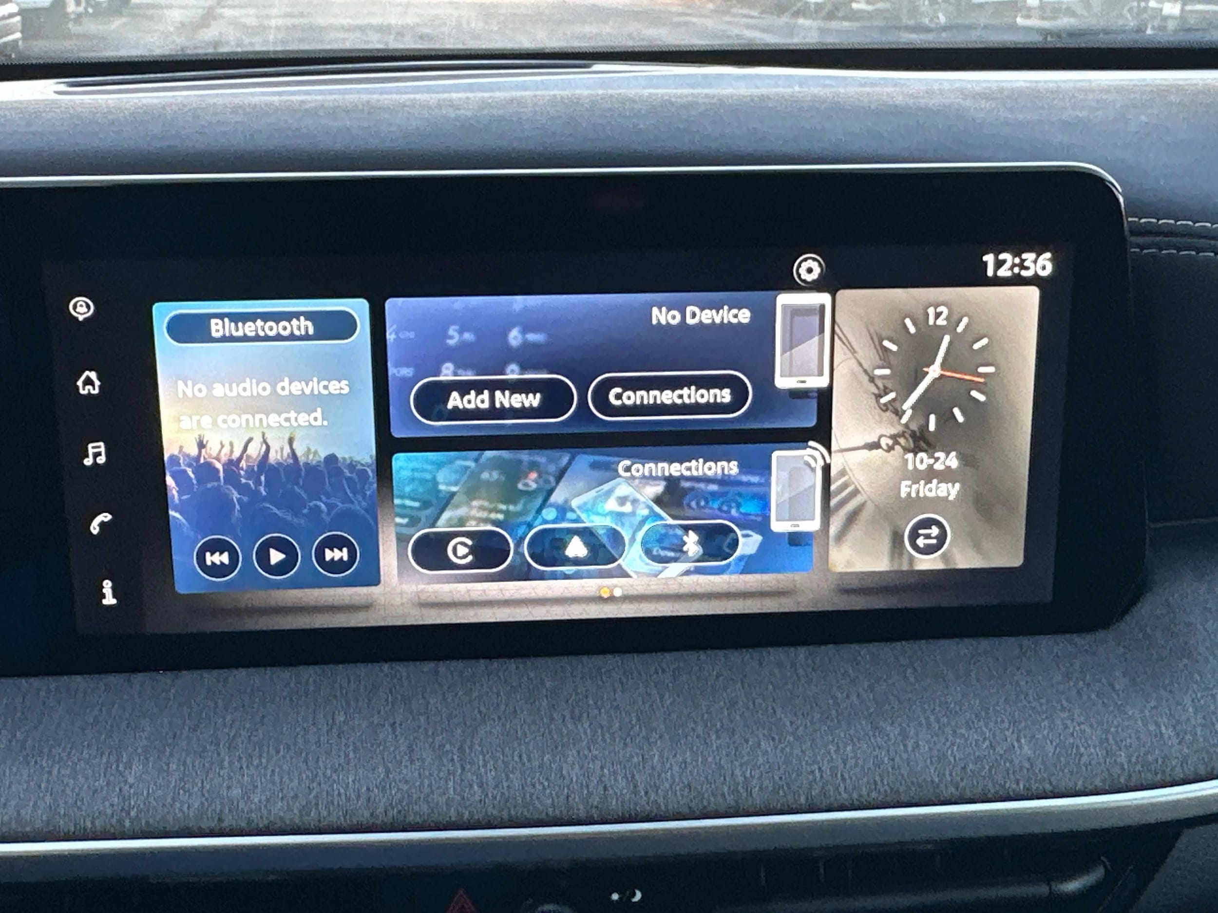 2025 Nissan Kicks SV AWD - Photo 32