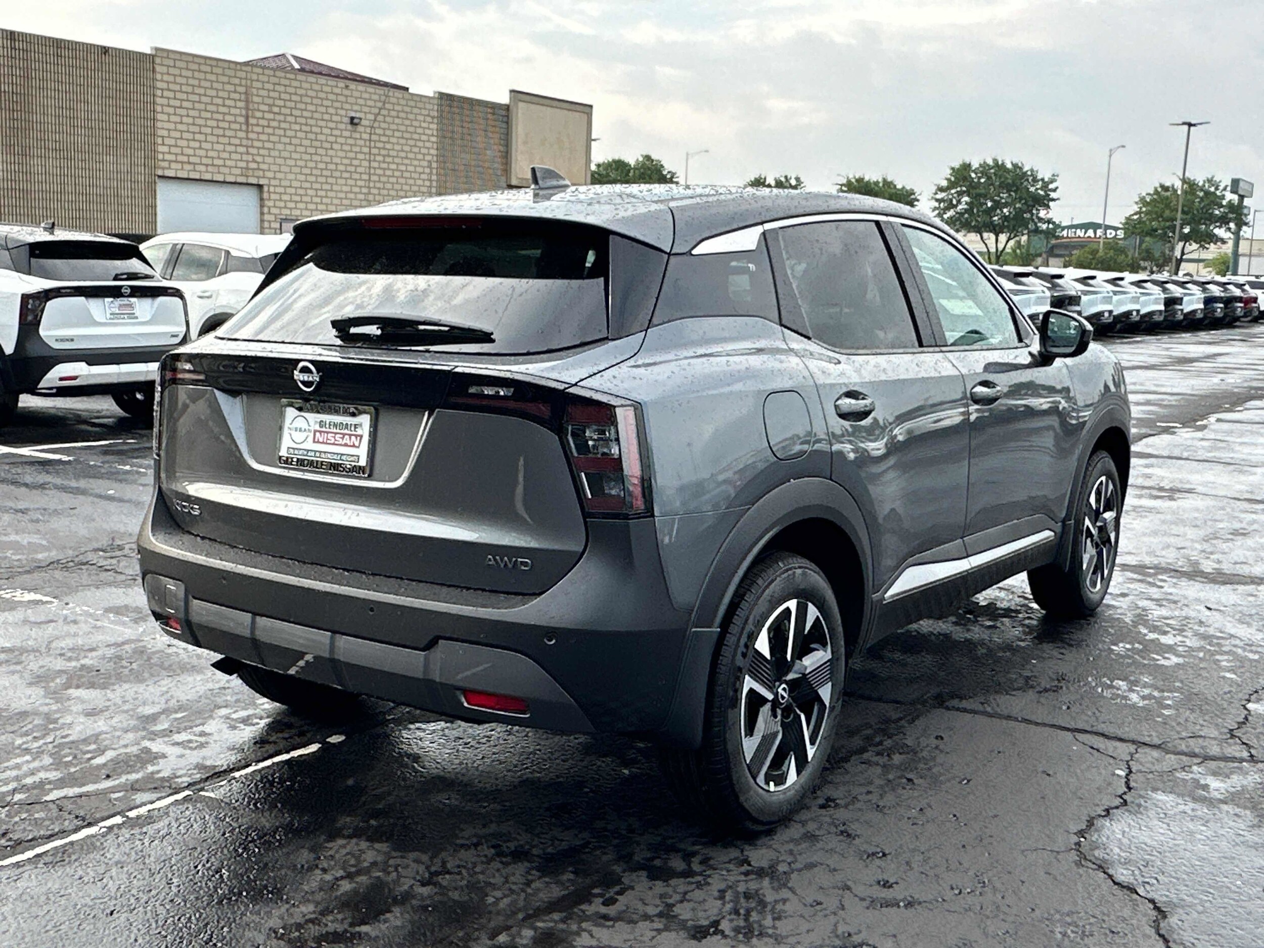 2025 Nissan Kicks SV photo 2