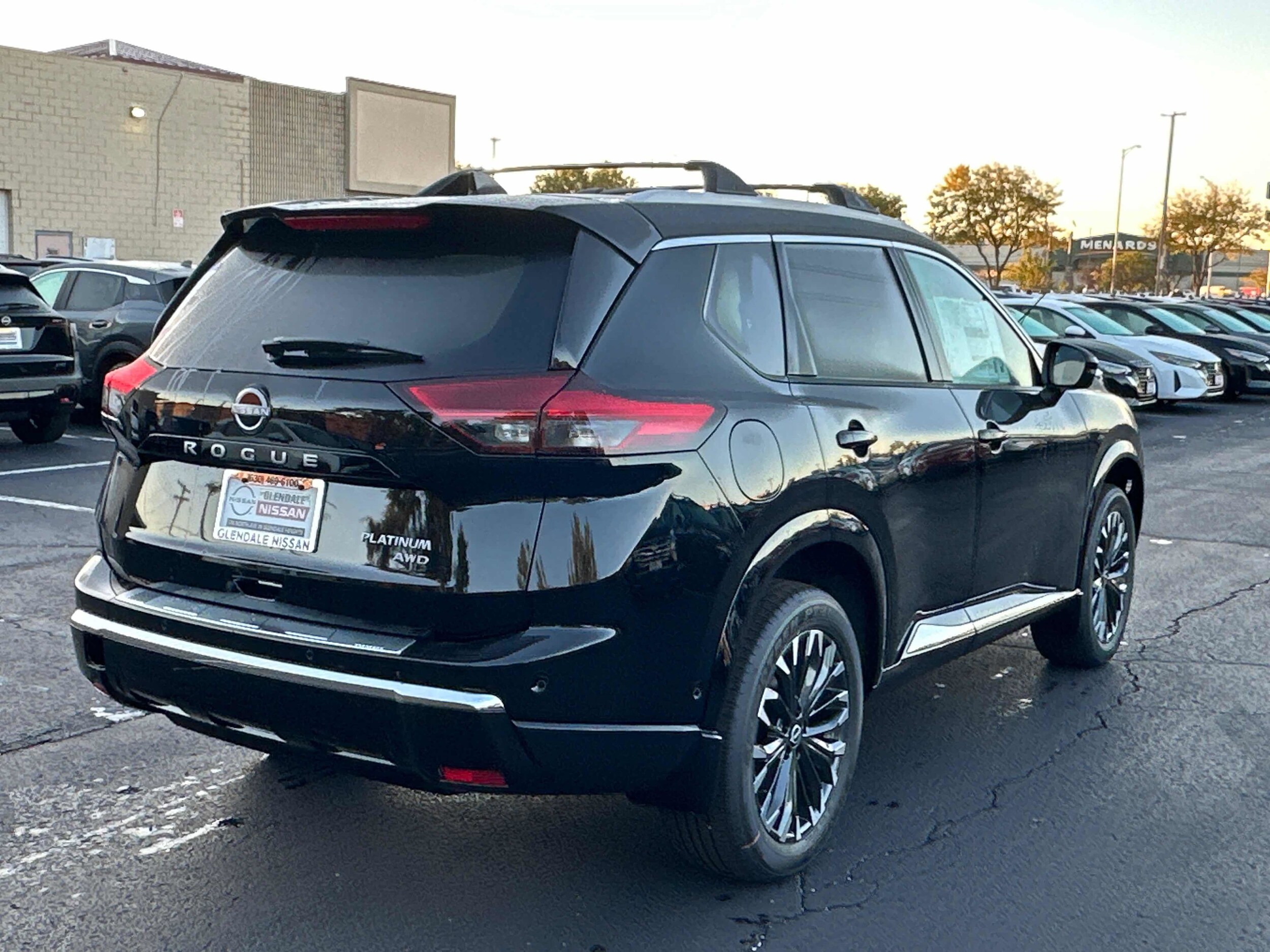 2026 Nissan Rogue Platinum photo 4