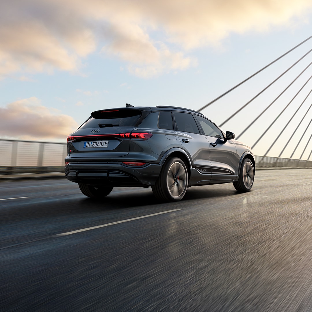 Audi_Q6etron_EOS_5_1080x1080.jpg