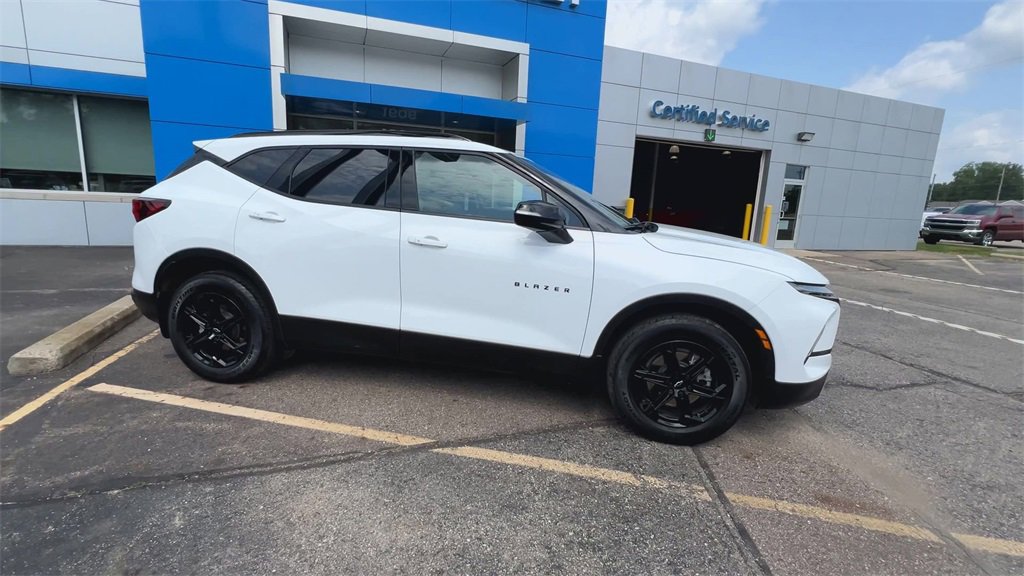 Used 2023 Chevrolet Blazer 3LT with VIN 3GNKBJRS0PS232475 for sale in Eaton Rapids, MI