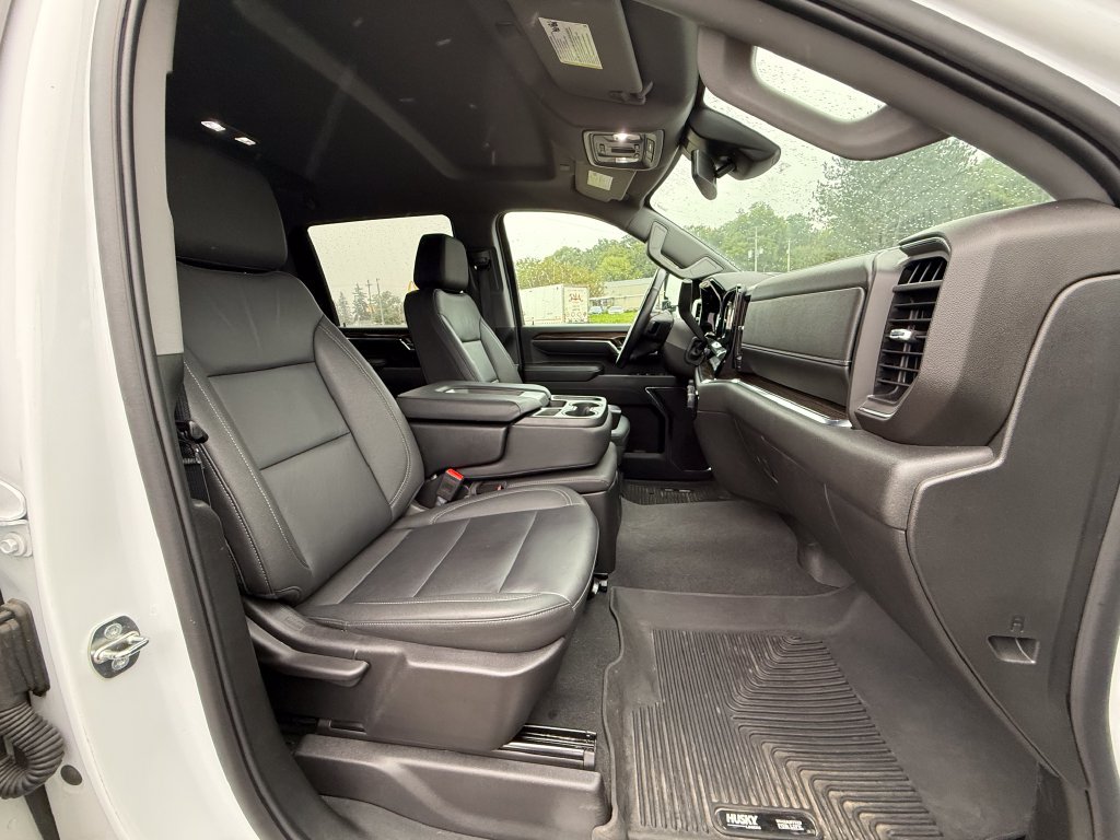 2024 Chevrolet Silverado 3500HD LT - Photo 38