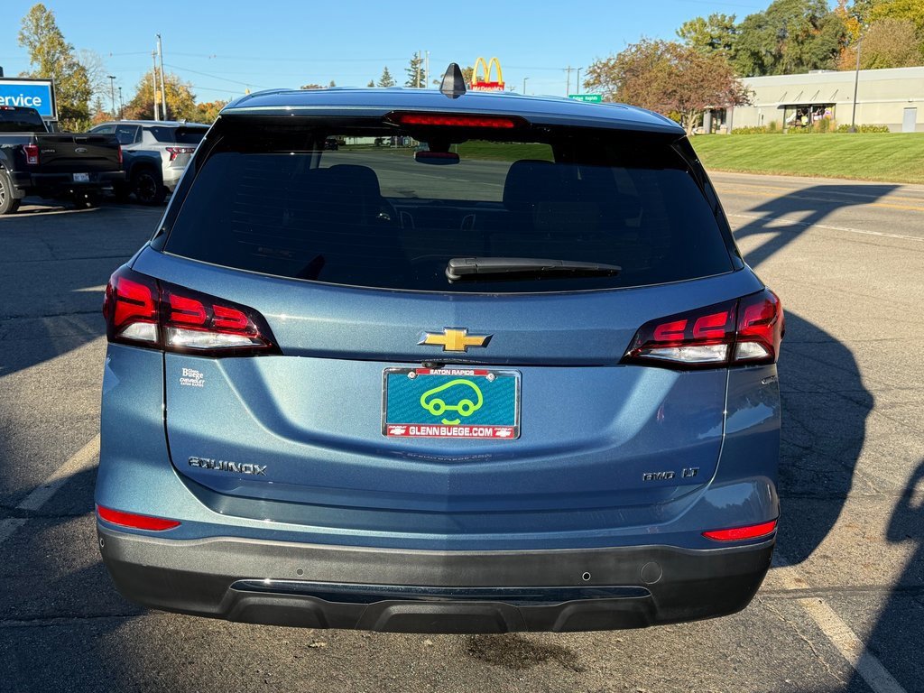 2024 Chevrolet Equinox LT photo 4