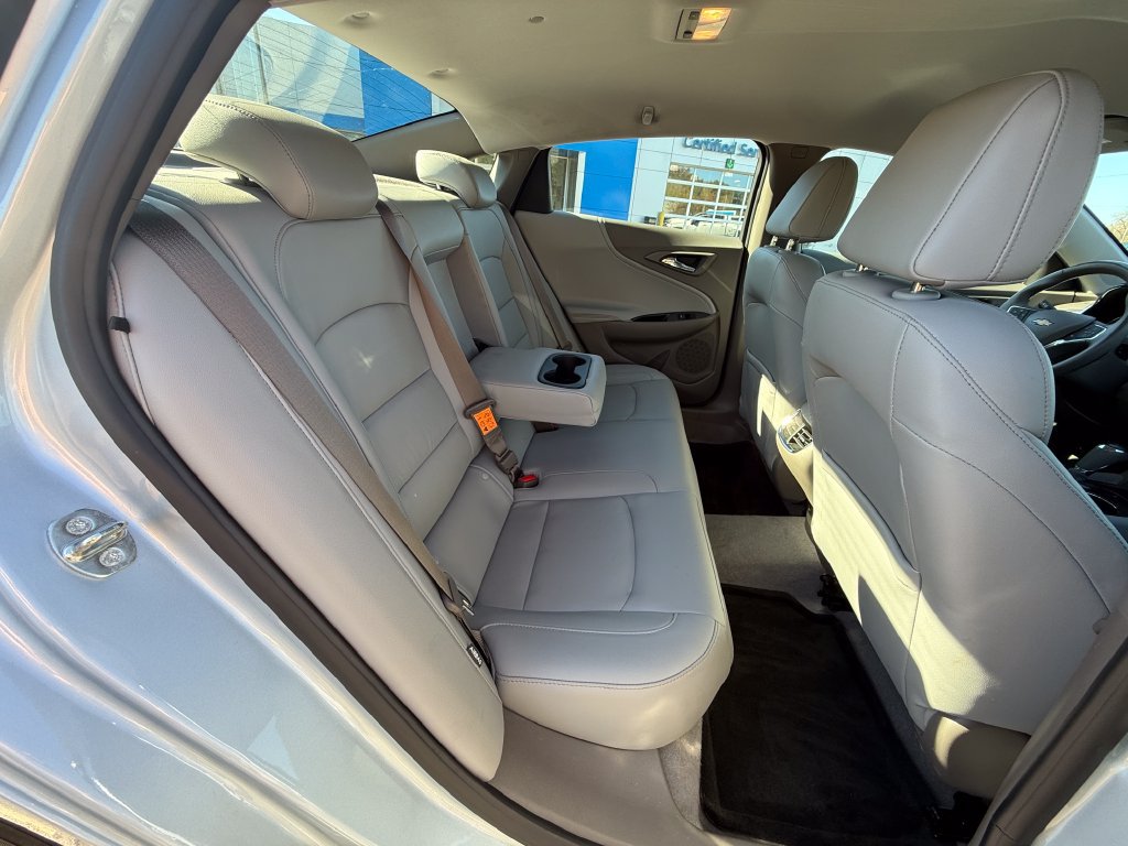 2017 Chevrolet Malibu 1LT - Photo 29