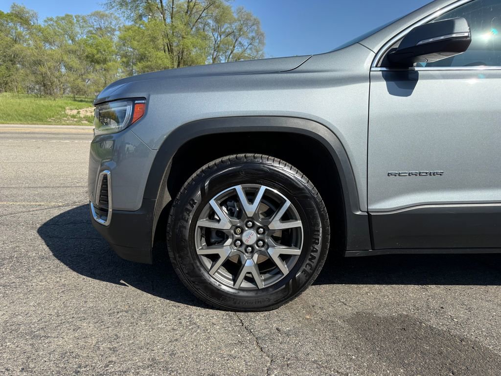 2023 GMC Acadia SLE - Photo 11