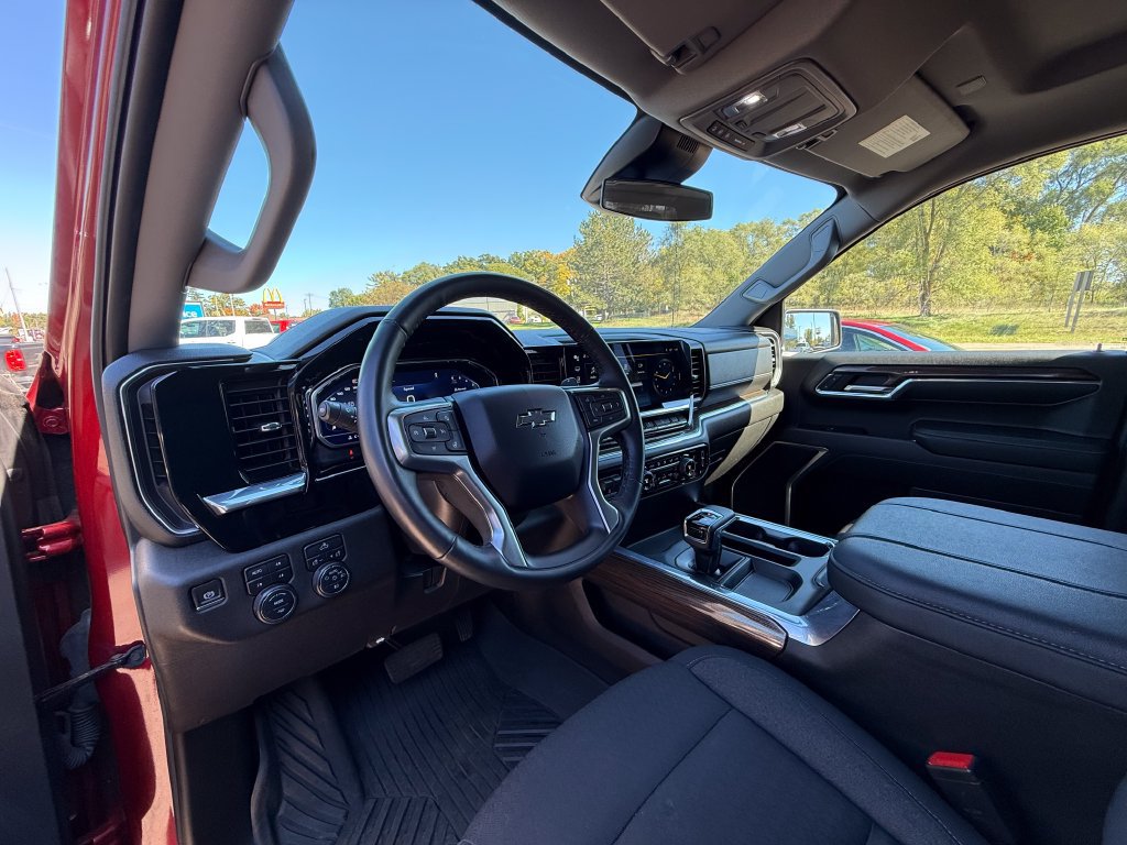 2024 Chevrolet Silverado 1500 RST - Photo 15