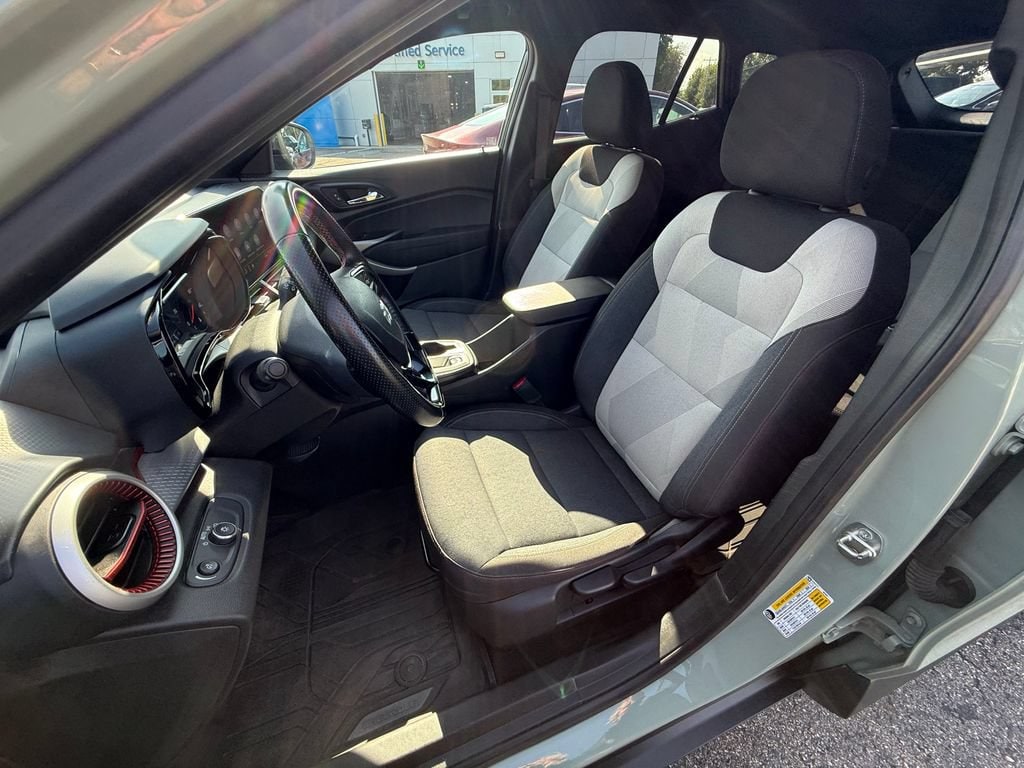 2024 Chevrolet Trax RS - Photo 17