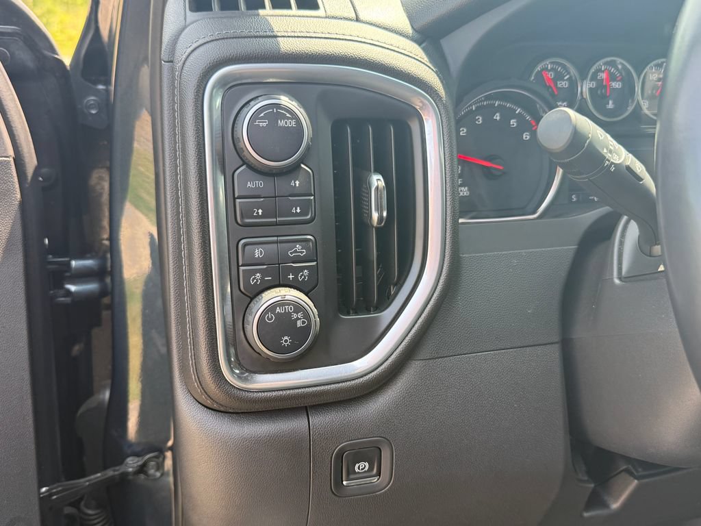 2020 Chevrolet Silverado 1500 RST - Photo 17