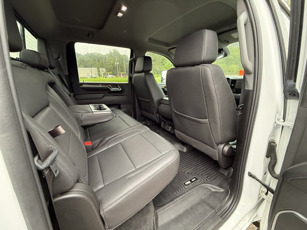 2024 Chevrolet Silverado 3500HD LT - Photo 37