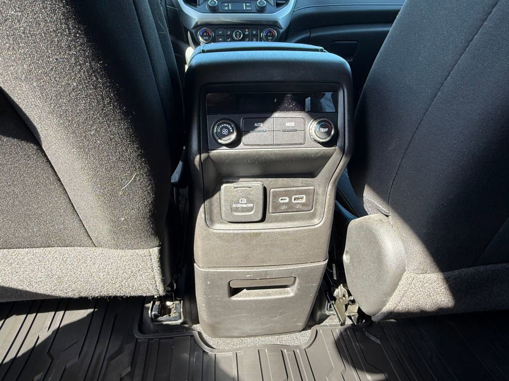 2023 GMC Acadia SLE - Photo 29