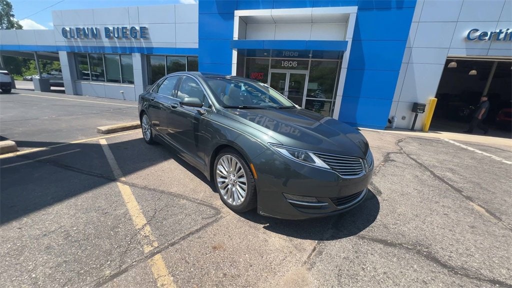 Used 2016 Lincoln MKZ Base with VIN 3LN6L2JK5GR606428 for sale in Eaton Rapids, MI