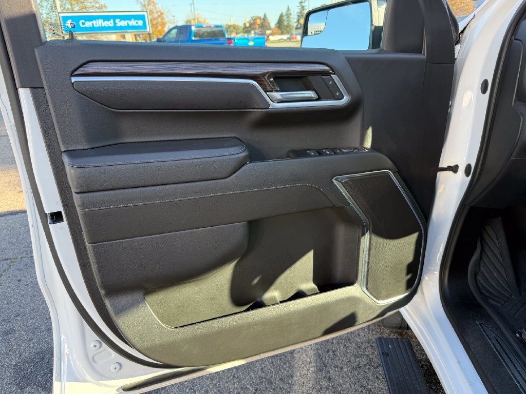 2022 Chevrolet Silverado 1500 RST - Photo 13