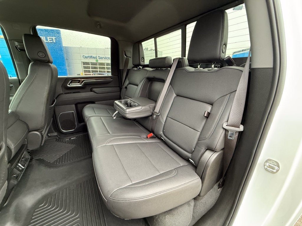 2024 Chevrolet Silverado 3500HD LT - Photo 32