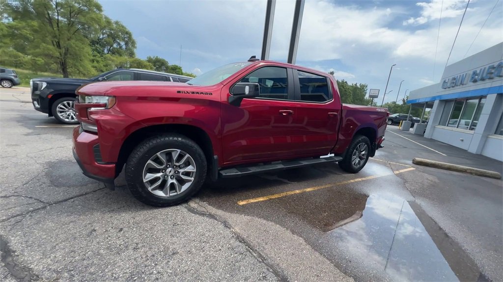 2022 Chevrolet Silverado 1500 RST photo 3