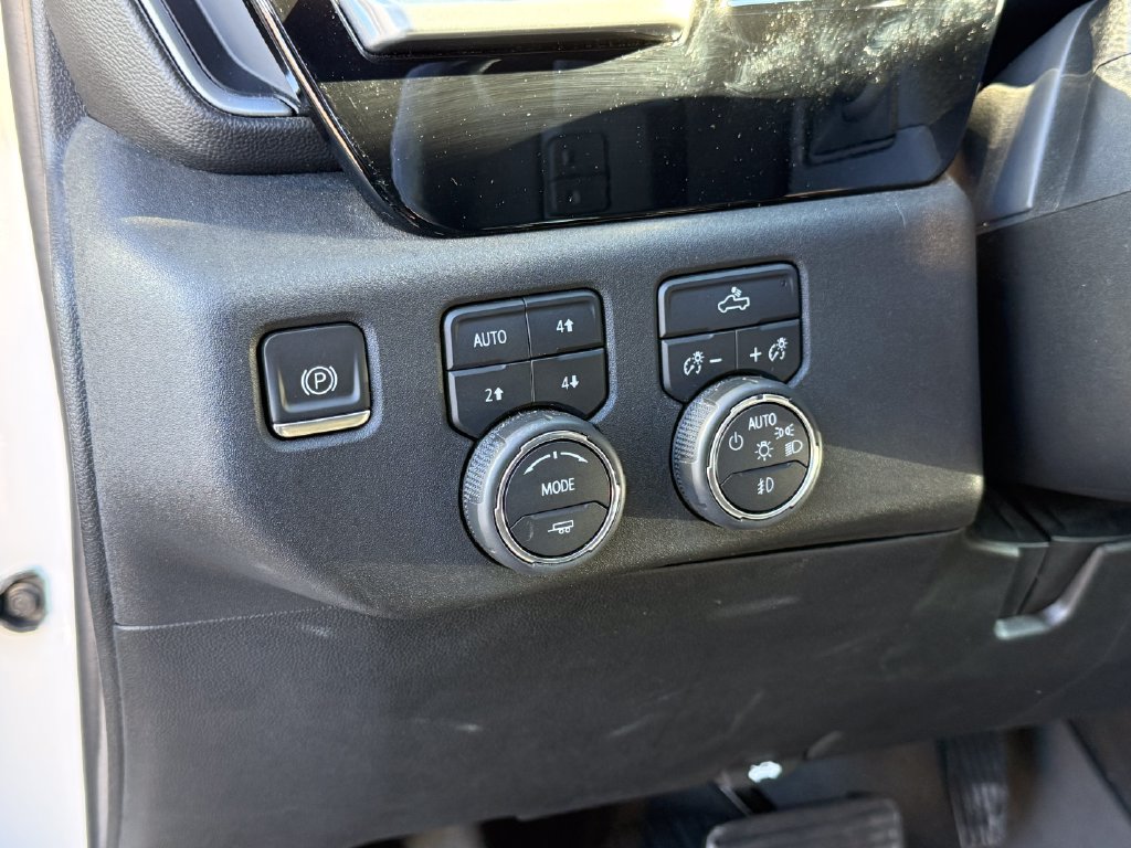 2022 Chevrolet Silverado 1500 RST - Photo 15