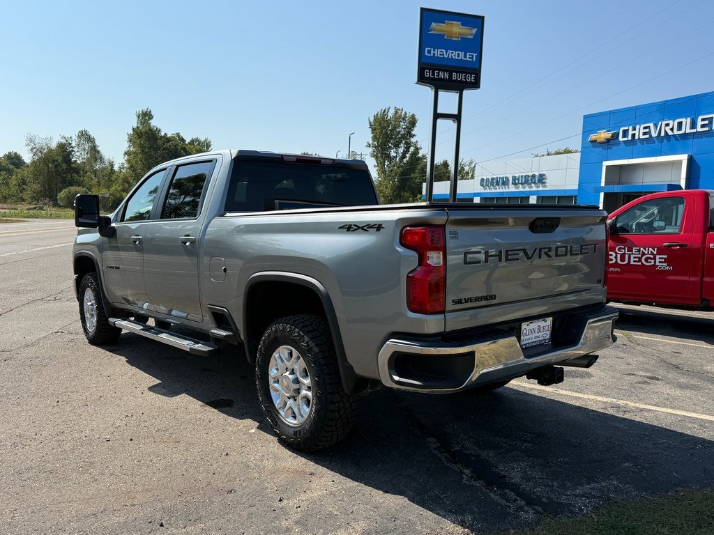 2024 Chevrolet Silverado 2500HD LT photo 3