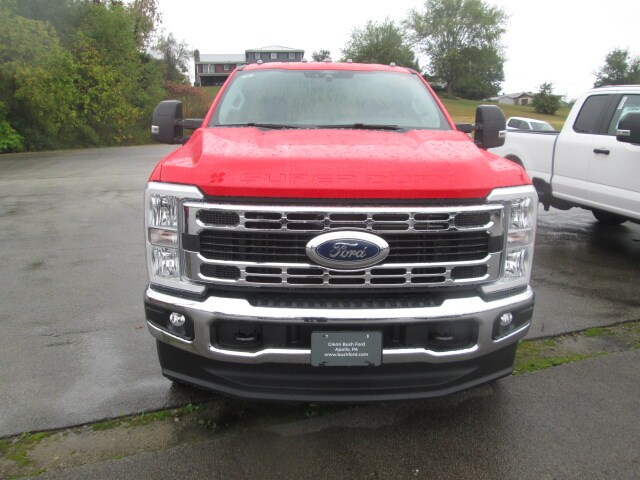 2026 Ford F-350 XLT photo 4