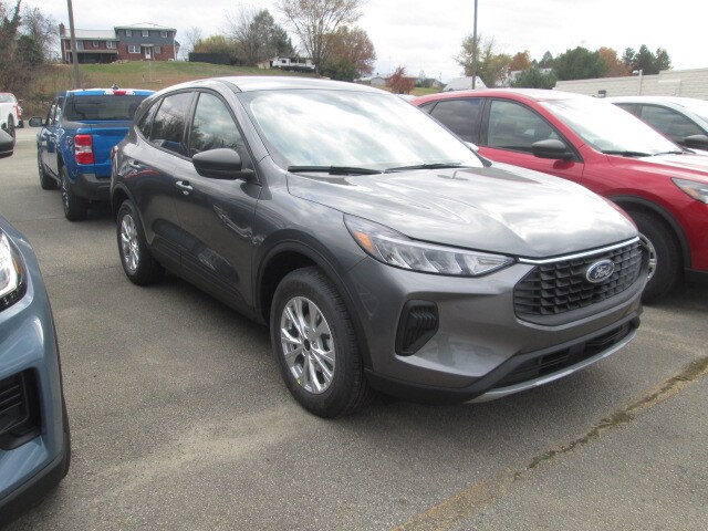 2026 Ford Escape Active photo 2