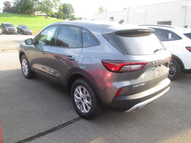2025 Ford Escape Active photo 3