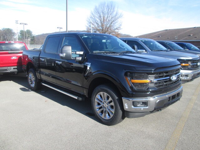 2024 Ford F-150 XLT photo 4